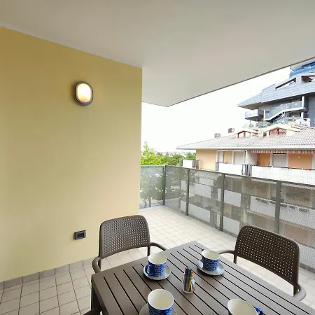Hungaria Apartment *
