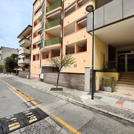 Apartment Hungaria *